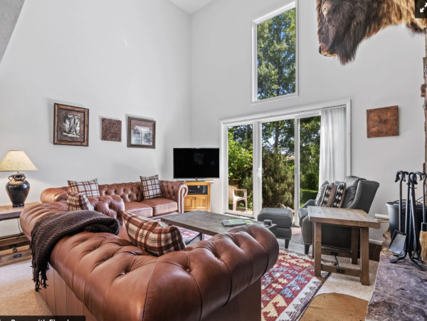 Three Bedroom Mountain View Townhome in Teton Village